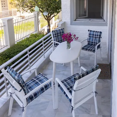 Pascal House Cozy & Comfortable With Parking, 400m Frm Apartment *
