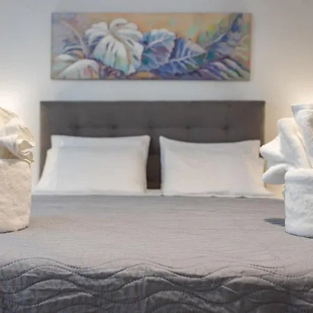 Pascal House Cozy & Comfortable With Parking, 400m Frm Mesokhórion