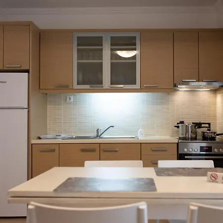 Apartment Pascal House Cozy & Comfortable With Parking, 400m Frm