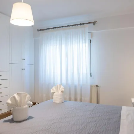 Apartment Pascal House Cozy & Comfortable With Parking, 400m Frm Mesokhórion